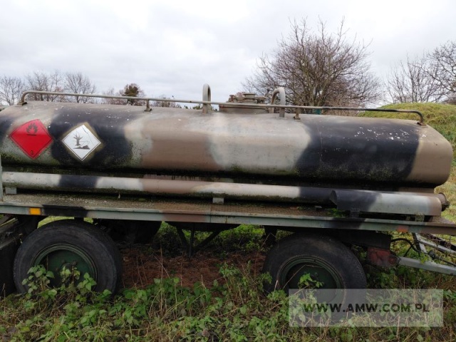 Cysterna paliwowa 4M3 na przyczepie D-46A CP-4 